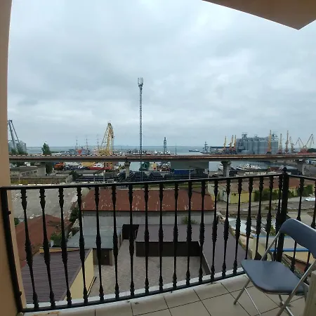 Calm Harbour Sea View Apartment